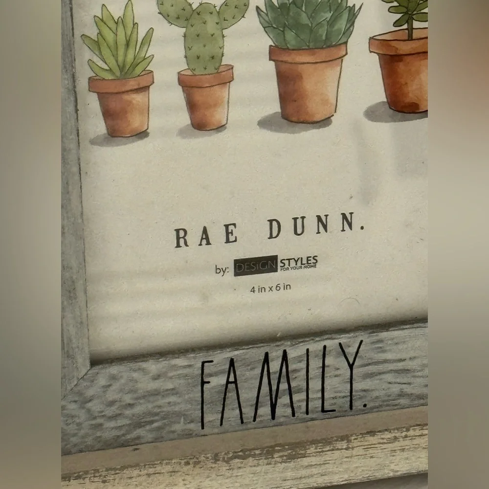 [sale] NWT Rae Dunn Photo Picture Frame 4x6 ‘FAMILY’
